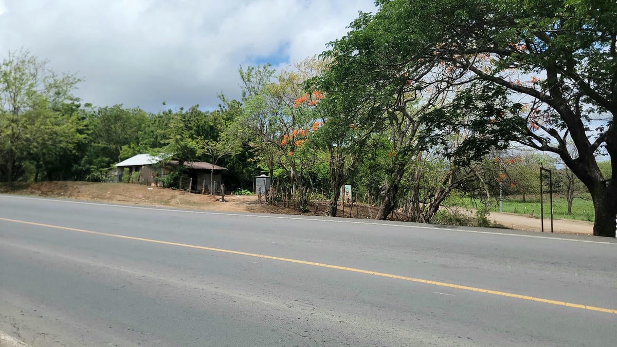 Finca ubicada sobre la Carretera Panamericana Sur